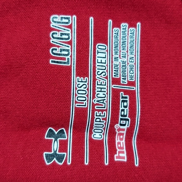 Under Armour Men's WI UW Football red short sleeve T Shirt size L. - Picture 4 of 4